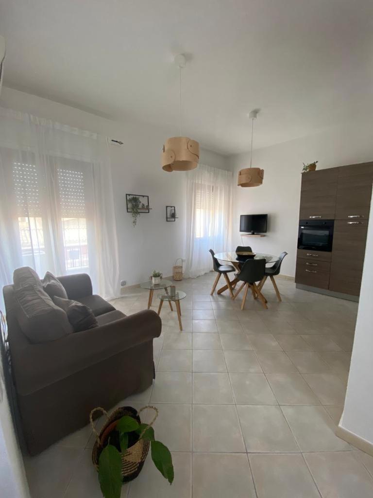 Civico 16A - Apartment - With Private Parking Quartu Sant'Elena Bagian luar foto